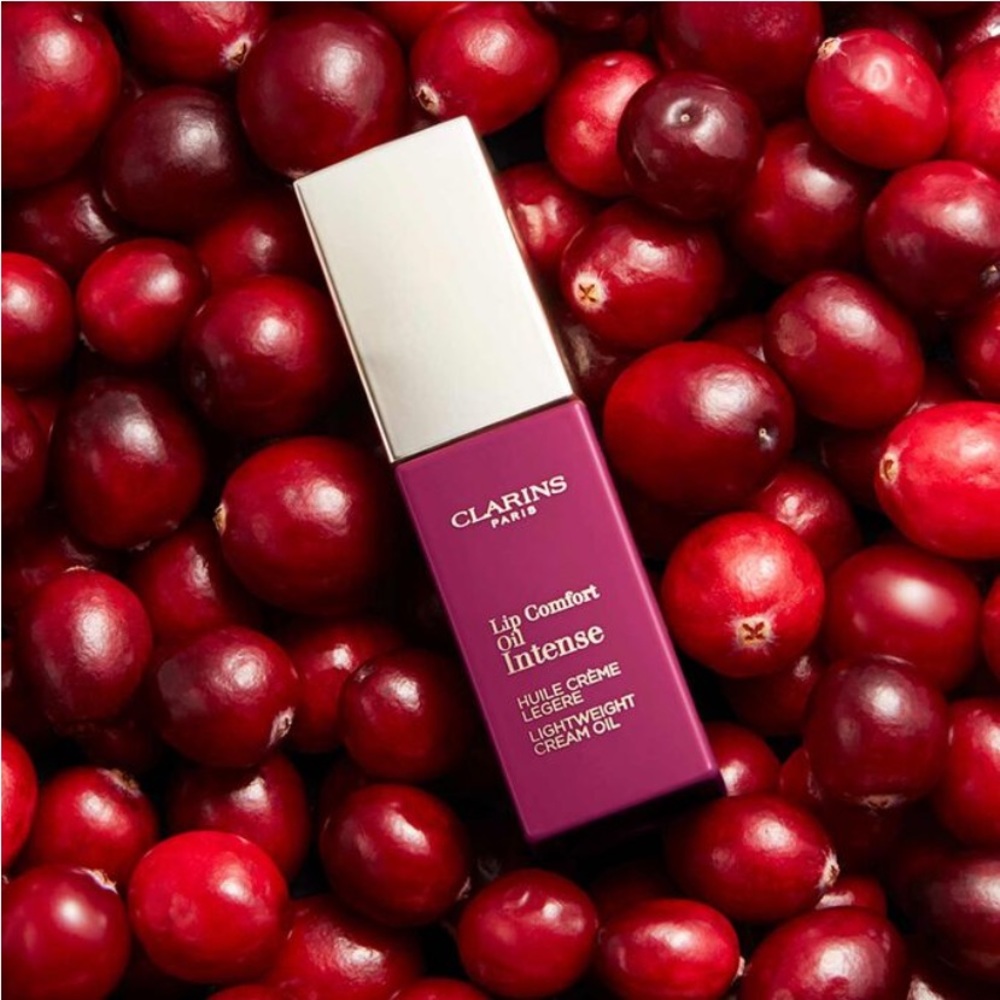 Clarins Paris Lip Comfort Oil Intense - Hydrating Lip Oil in Intense Plum 02